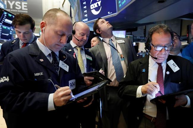 Markets Right Now: Banks, tech stocks lead US indexes lower | iNFOnews.ca Markets Right Now: Banks, tech stocks lead US indexes lower | iNFOnews.ca