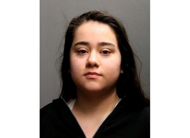 Judge orders woman held after shooting of Chicago officer | iNFOnews.ca