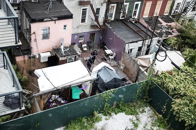 The Latest: 4 killed at illegal gambling site in Brooklyn | iNFOnews.ca