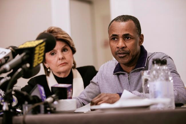 Allred: Tape appears to show R. Kelly sexually abusing girls | iNFOnews.ca