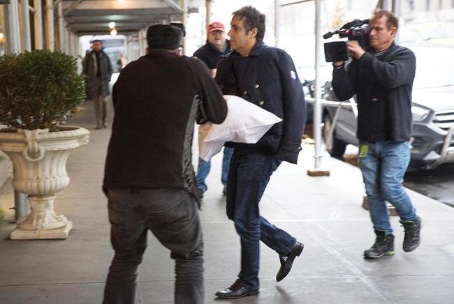 Cohen's shoulder sling creates stir after minor procedure | iNFOnews.ca