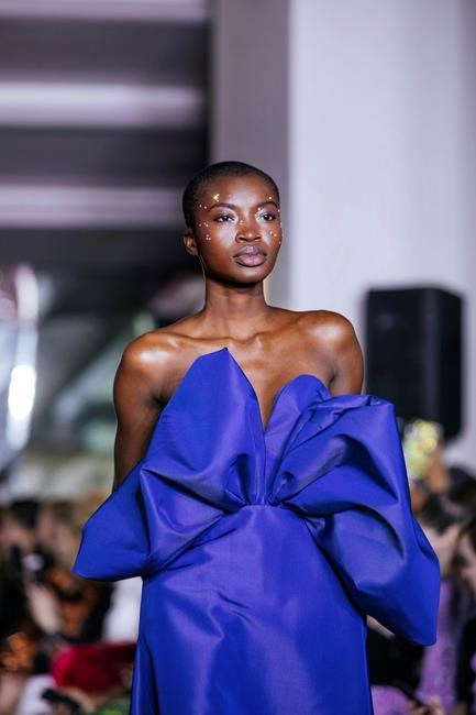 Christian Siriano wins best-view award at NY Fashion Week | iNFOnews.ca