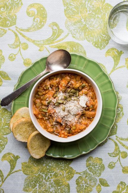 COOKING ON DEADLINE: Leek, Sausage and Split-Pea Soup | iNFOnews.ca