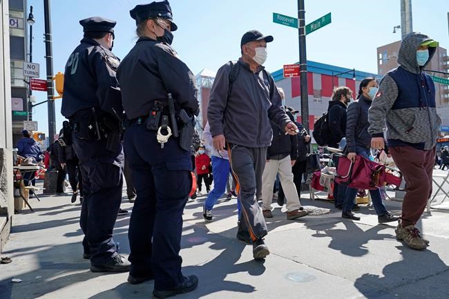 Video shows vicious attack of Asian American woman in NYC | iNFOnews.ca Video shows vicious attack of Asian American woman in NYC | iNFOnews.ca