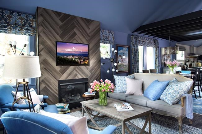 Eyes up: Raising the ceiling can dramatically change a room | iNFOnews.ca CP1959118226