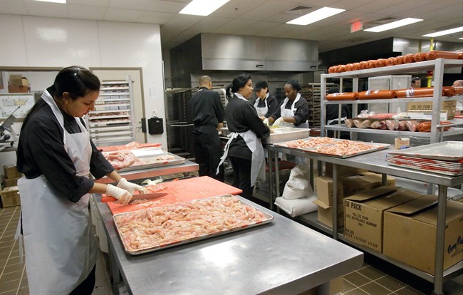 Passover vacation niche grows to dozens of destinations | iNFOnews.ca CP37136712