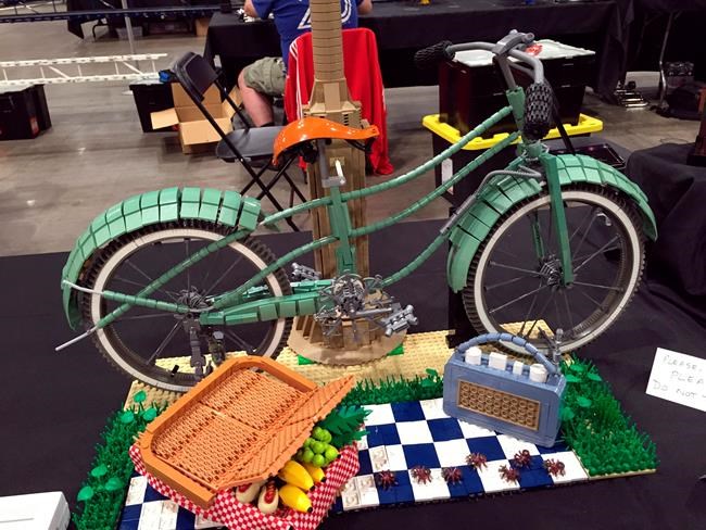 Lego-obsessed crowd packs convention every June near Chicago | iNFOnews.ca