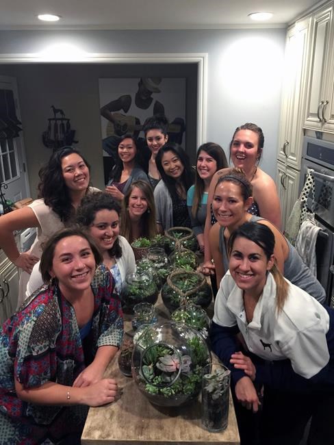 Happy Galentine's Day, ladies! And thanks 'Parks and Rec' | iNFOnews.ca Happy Galentine's Day, ladies! And thanks 'Parks and Rec' | iNFOnews.ca