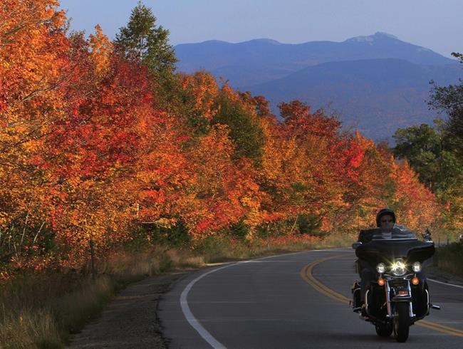 Turn over a new leaf: Chase that autumn foliage on foot | iNFOnews.ca