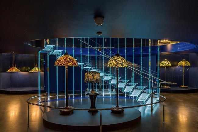New-York Historical Society casts new light on Tiffany lamps | iNFOnews.ca