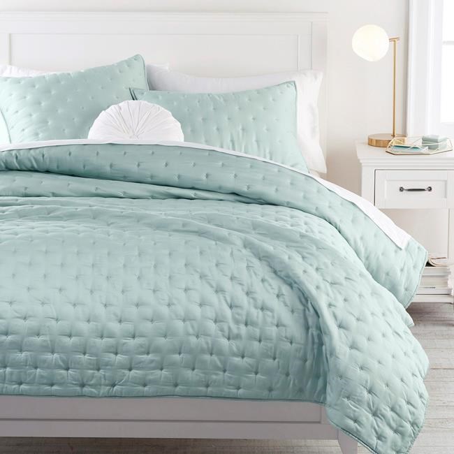 Plant-based materials catch on with home-goods designers | iNFOnews.ca