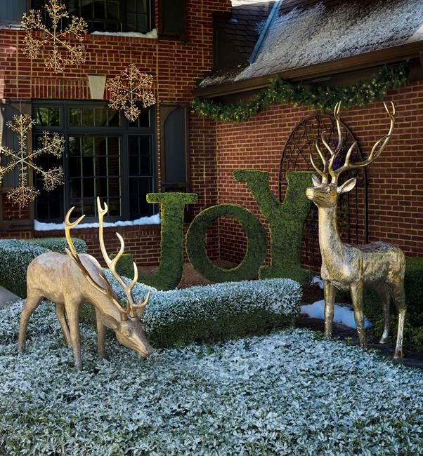 RIGHT AT HOME: Deer and reindeer motifs for the holidays | iNFOnews.ca RIGHT AT HOME: Deer and reindeer motifs for the holidays | iNFOnews.ca
