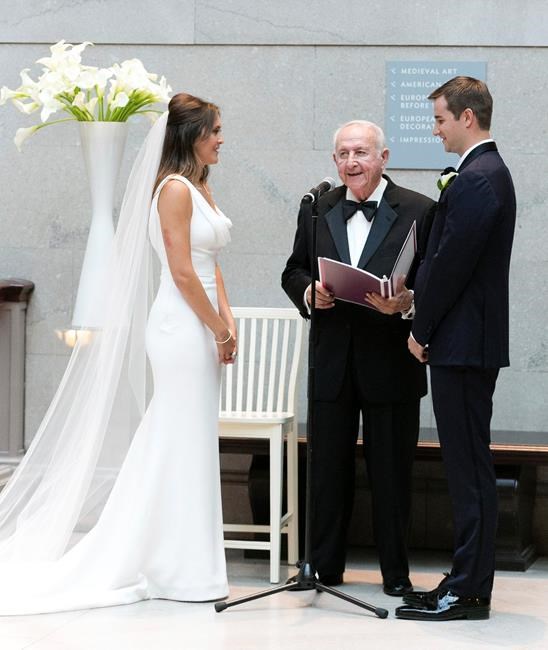 Brides find non-traditional ways to celebrate grandparents | iNFOnews.ca