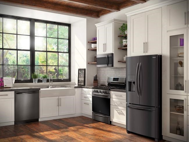 This fall, decor's deep, rich hues are bolder | iNFOnews.ca