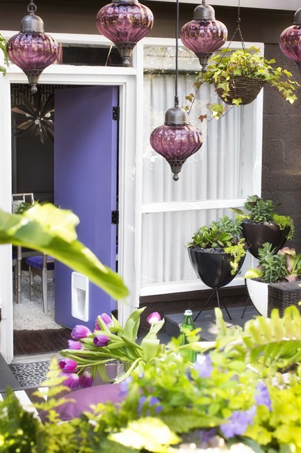 Ask a Designer: making a home's entrance inviting all year | iNFOnews.ca