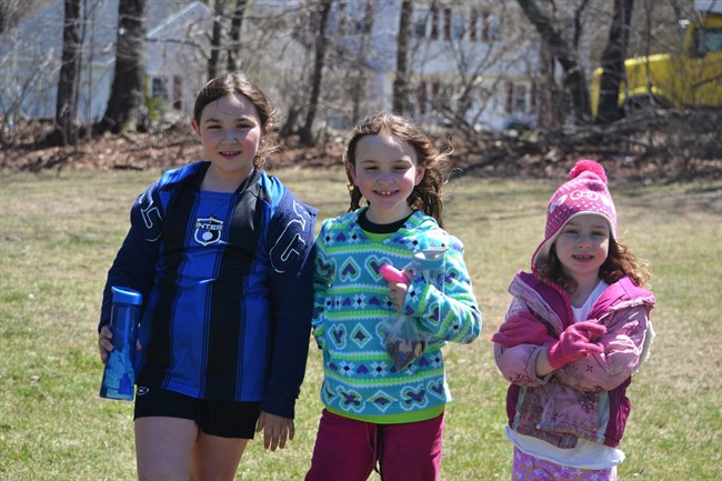 Attention helicopter parents and free-rangers: Try some baby steps for back to school | iNFOnews.ca CP33746889