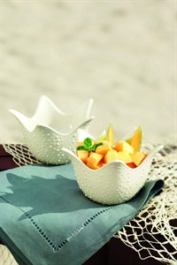 Right at Home: Pick a theme with dishware and décor for festive summer parties | iNFOnews.ca