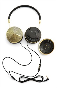 What teens want: gift ideas from electronics to gift cards to gym clothes | iNFOnews.ca