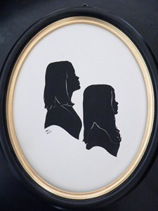 The art of silhouette requires a portraitist's eye, artistic skills and scissors | iNFOnews.ca The art of silhouette requires a portraitist's eye, artistic skills and scissors | iNFOnews.ca