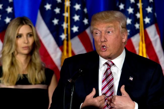 Trump turns to object of his ridicule: a teleprompter | iNFOnews.ca CP2120796103
