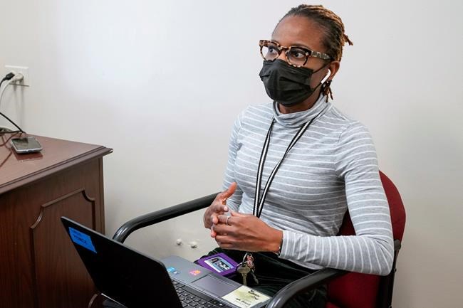 In poor districts, pandemic overwhelms school counsellors | iNFOnews.ca