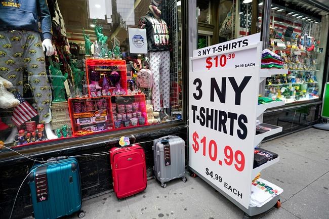 Tourists few, NY gift shops struggle but don't lose (heart) | iNFOnews.ca