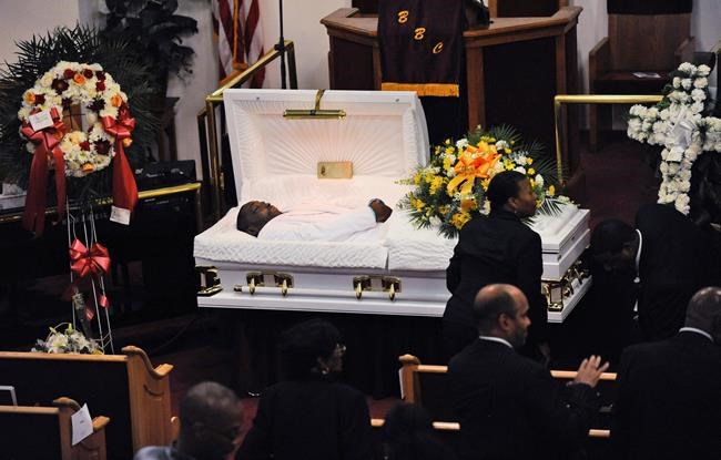 NYPD judge recommends firing officer in Eric Garner death | iNFOnews.ca NYPD judge recommends firing officer in Eric Garner death | iNFOnews.ca