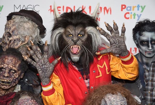 Stars celebrate Halloween with costume cavalcade | iNFOnews.ca