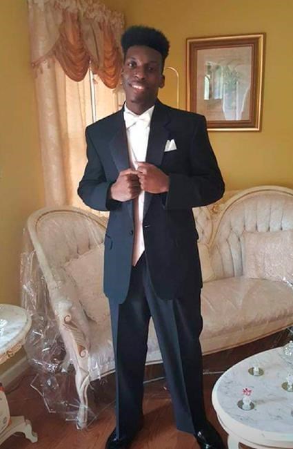 Lawyer: Man charged in mall shooting didn't start the melee | iNFOnews.ca Lawyer: Man charged in mall shooting didn't start the melee | iNFOnews.ca