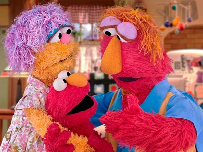 Sesame Workshop enlists Elmo, Cookie Monster on hand washing | iNFOnews.ca CP226007072