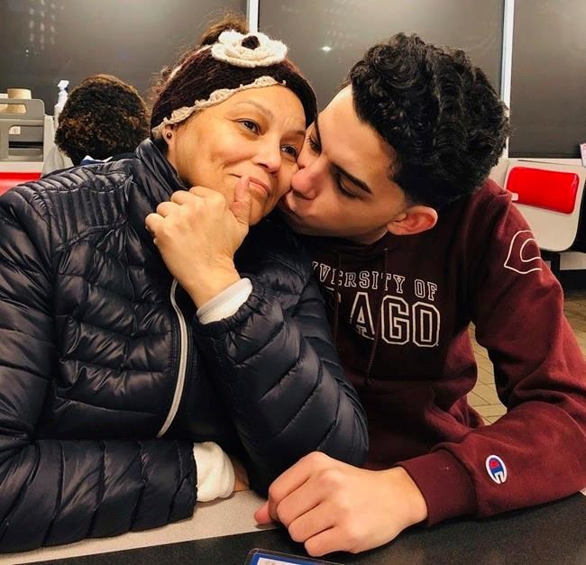 Yale student fights against his mom’s possible deportation | iNFOnews.ca