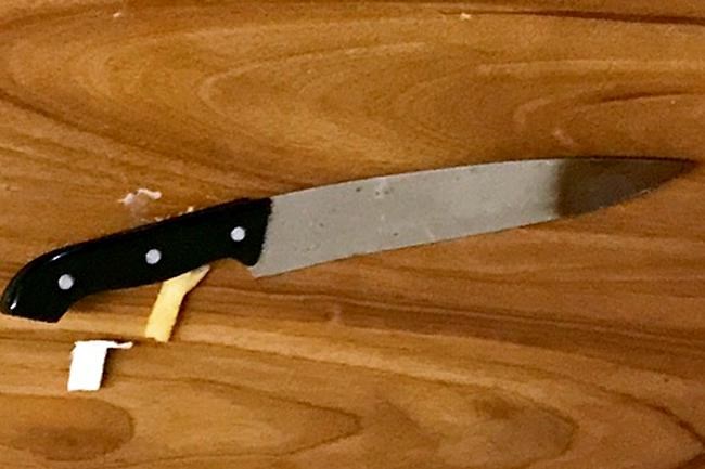 Knife-wielding man fatally shot by NYPD officer | iNFOnews.ca Knife-wielding man fatally shot by NYPD officer | iNFOnews.ca
