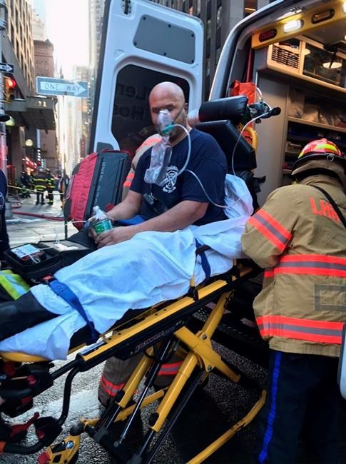 Man, 76, dies in New York high-rise apartment building fire | iNFOnews.ca