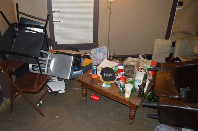 6 students at New York college arrested in hazing probe | iNFOnews.ca