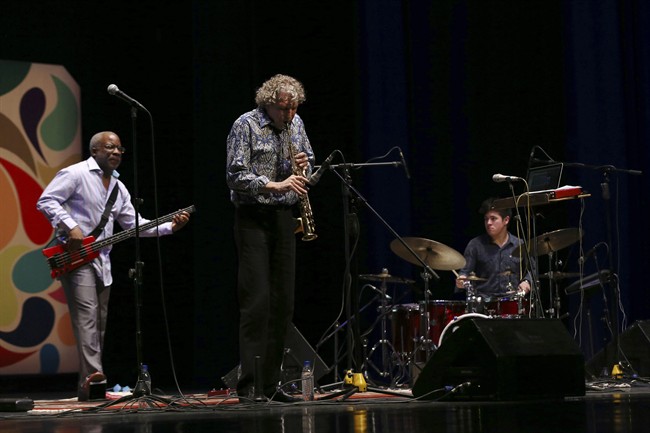 Jazz composer Bob Belden, first American musician to perform in Iran since 1979, dies in NY | iNFOnews.ca CP33174972