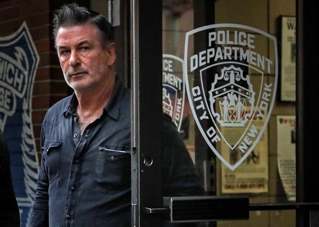 Alec Baldwin sues man who accused him of parking spot rage | iNFOnews.ca Alec Baldwin sues man who accused him of parking spot rage | iNFOnews.ca