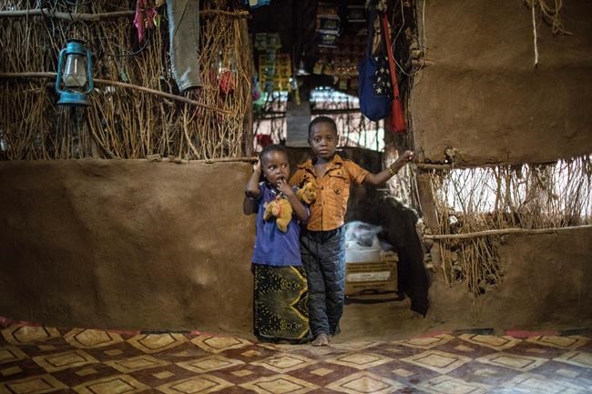 After US travel ban, a refugee family straddles continents | iNFOnews.ca After US travel ban, a refugee family straddles continents | iNFOnews.ca