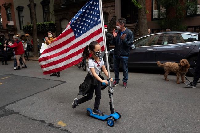 As NYC awakens, navigating a strange new normal | iNFOnews.ca