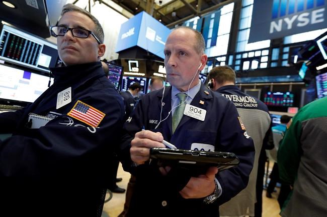 US stocks fall in afternoon trading, extending weekly losses | iNFOnews.ca