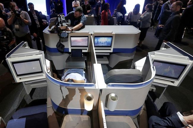 United CEO aims to win back high-paying business travellers | iNFOnews.ca
