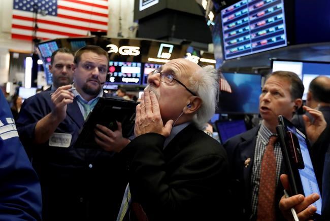 Stocks slump again; S&P 500, Dow back into red for year | iNFOnews.ca
