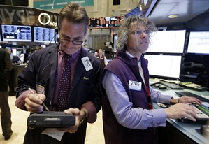 Stocks slide on Wall Street; Volatile biotechnology sector takes another plunge; eBay down | iNFOnews.ca CP27945829