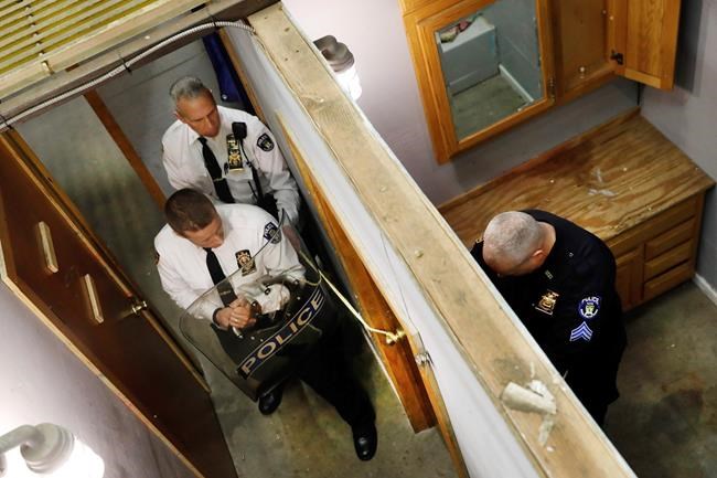 NYPD's secret weapon in standoffs - a simple length of rope | iNFOnews.ca