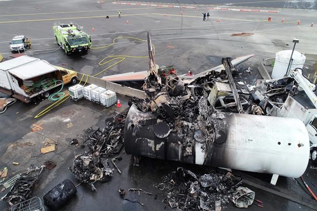 NTSB: Pilot error likely caused vintage bomber's fatal crash | iNFOnews.ca