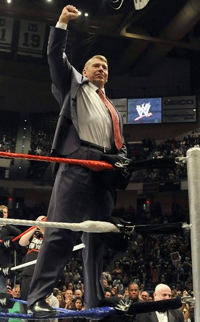 Former WWE wrestlers' lawsuit over brain damage is dismissed | iNFOnews.ca