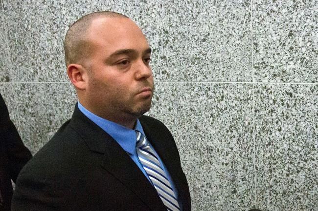 NYPD officer charged in swift test of state’s chokehold ban | iNFOnews.ca