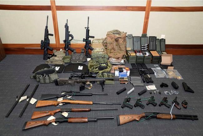 Release terms set for Coast Guard officer called terrorist | iNFOnews.ca CP235081441