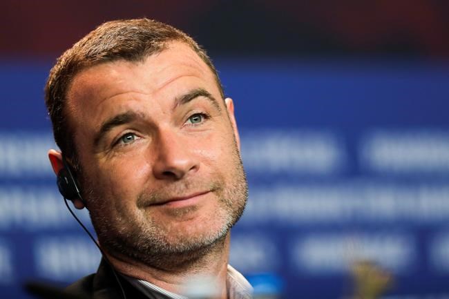 Actor Liev Schreiber denies hitting photographer | iNFOnews.ca