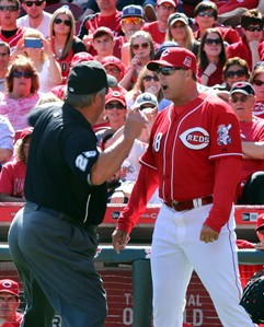 Reds manager Bryan Price sorry for naughty language, firm on sentiment that reporters too nosy | iNFOnews.ca