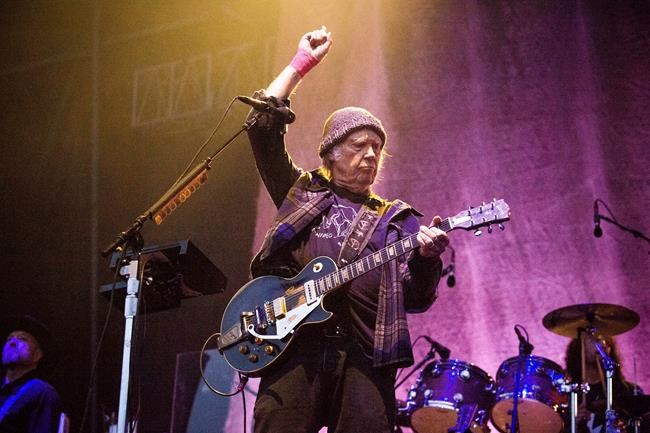 Neil Young sues Trump campaign, deriding use of famous tunes | iNFOnews.ca Neil Young sues Trump campaign, deriding use of famous tunes | iNFOnews.ca